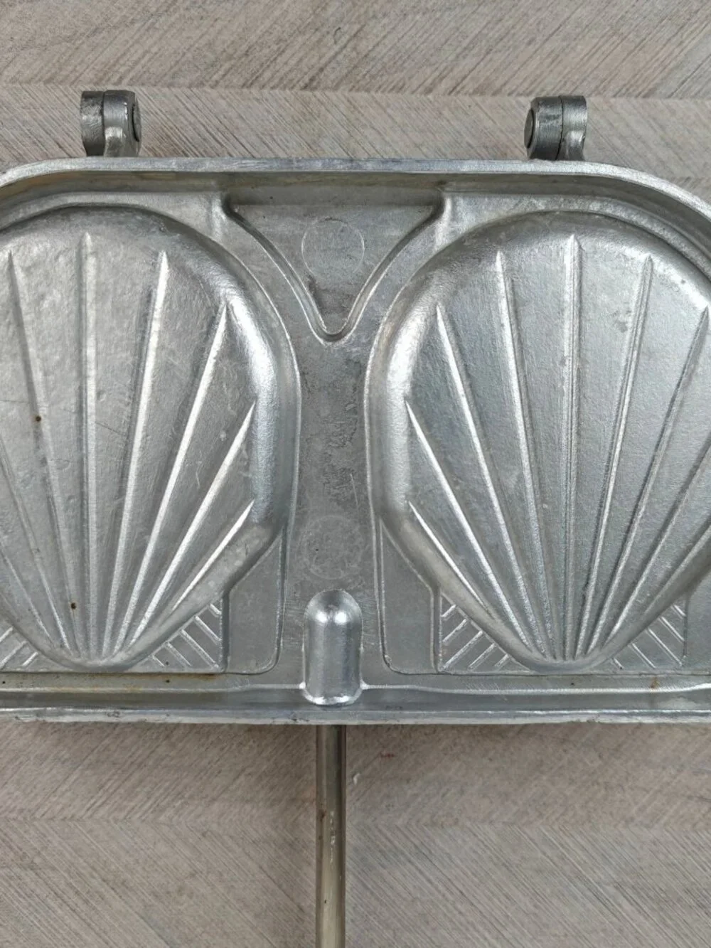 Vintage SEFAMA Seashell Mold Pan Double Waffle Sandwich Press Panini France